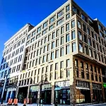 1406 Sainte Elisabeth